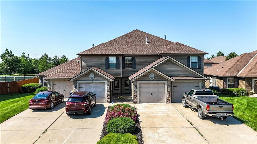 Listing Photo MLS #HMS2553234