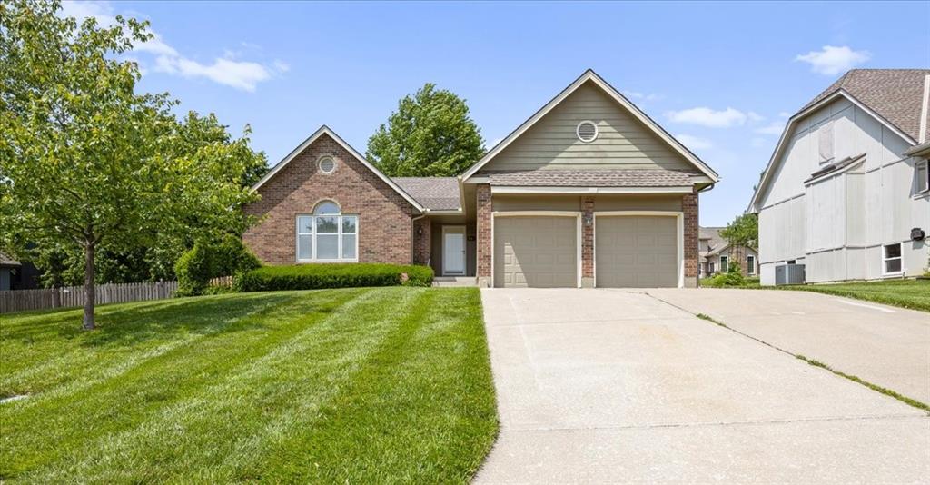 Listing Photo MLS #HMS2553252