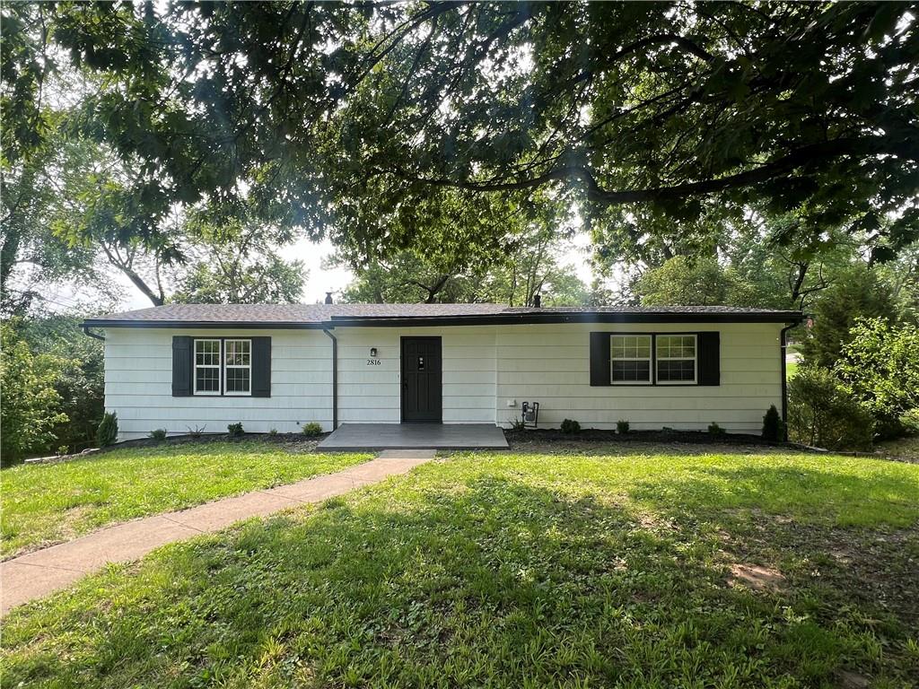 Listing Photo MLS #HMS2553335
