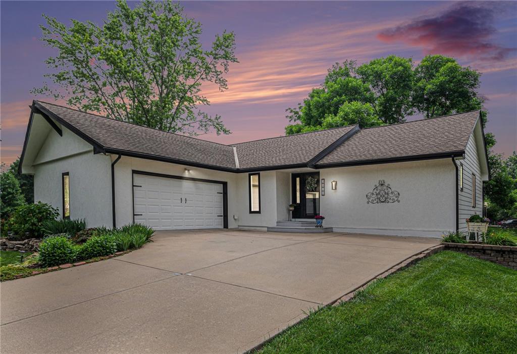 Listing Photo MLS #HMS2553343