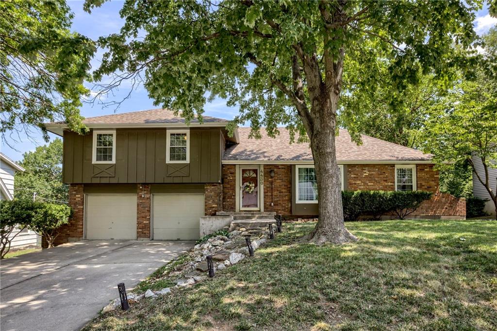 Listing Photo MLS #HMS2553536