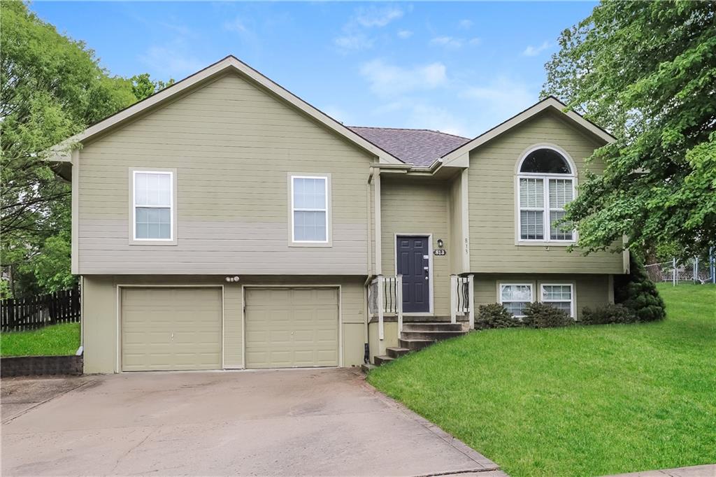 Listing Photo MLS #HMS2553755