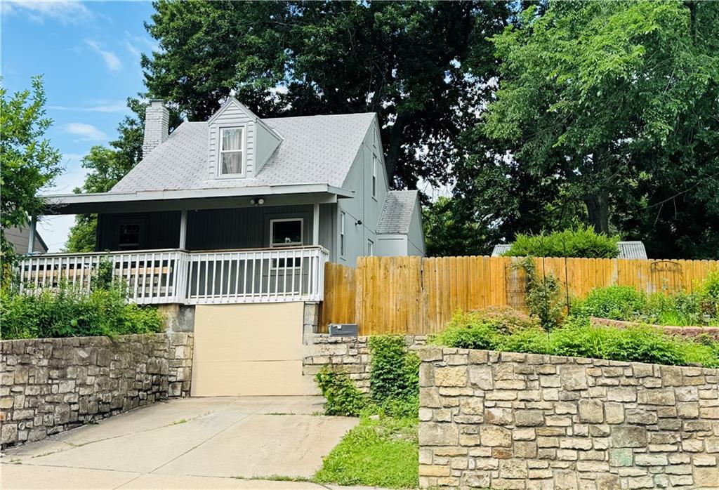 Listing Photo MLS #HMS2553818
