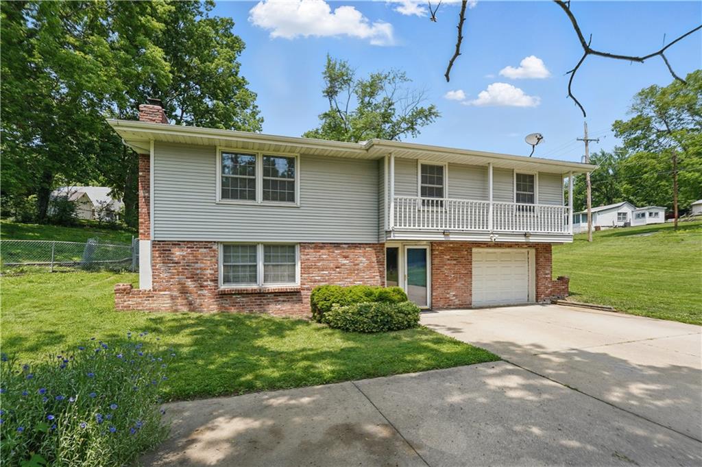 Listing Photo MLS #HMS2553831