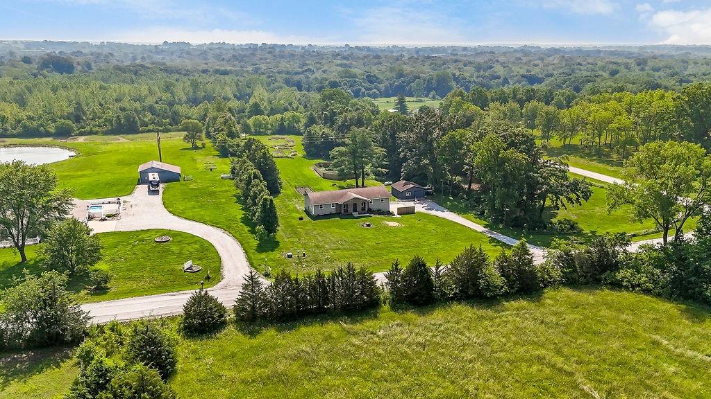 Listing Photo MLS #HMS2553844