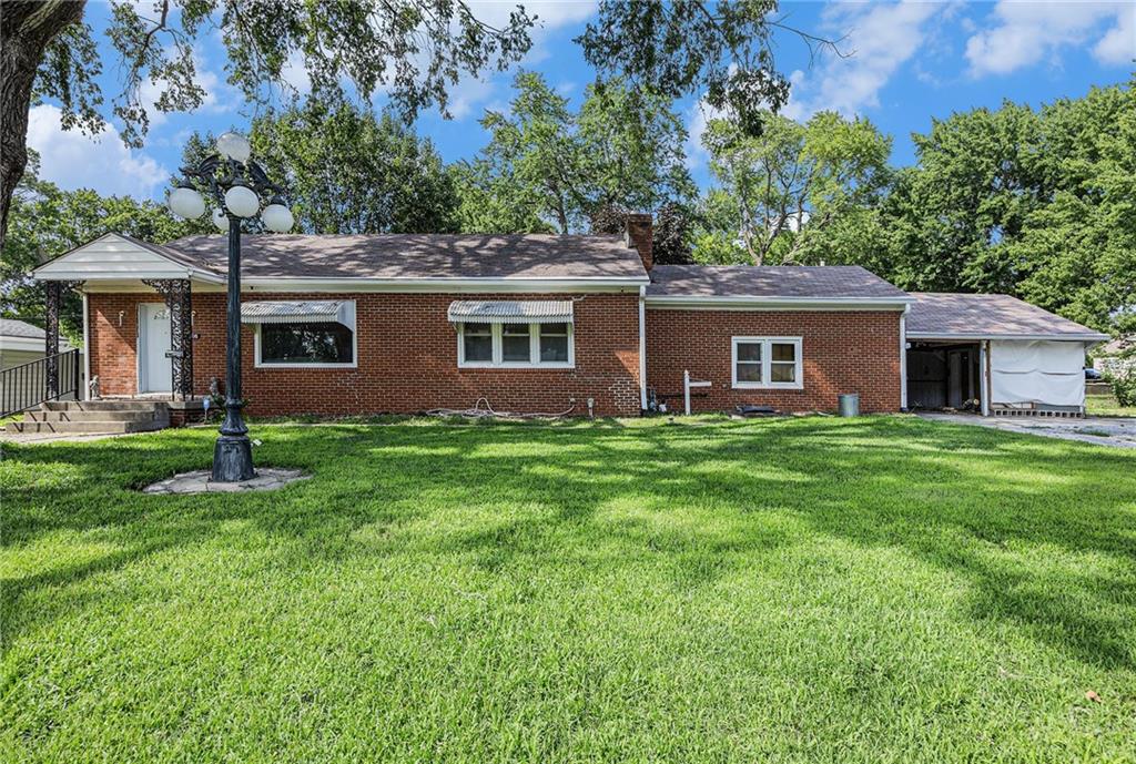 Listing Photo MLS #HMS2553923