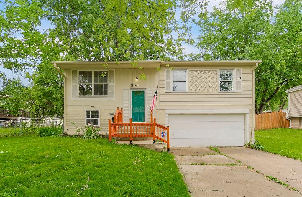 Listing Photo MLS #HMS2554971