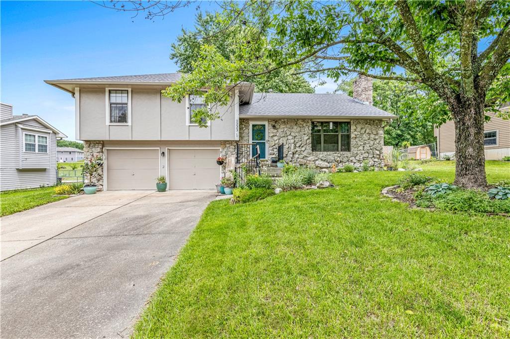 Listing Photo MLS #HMS2554985