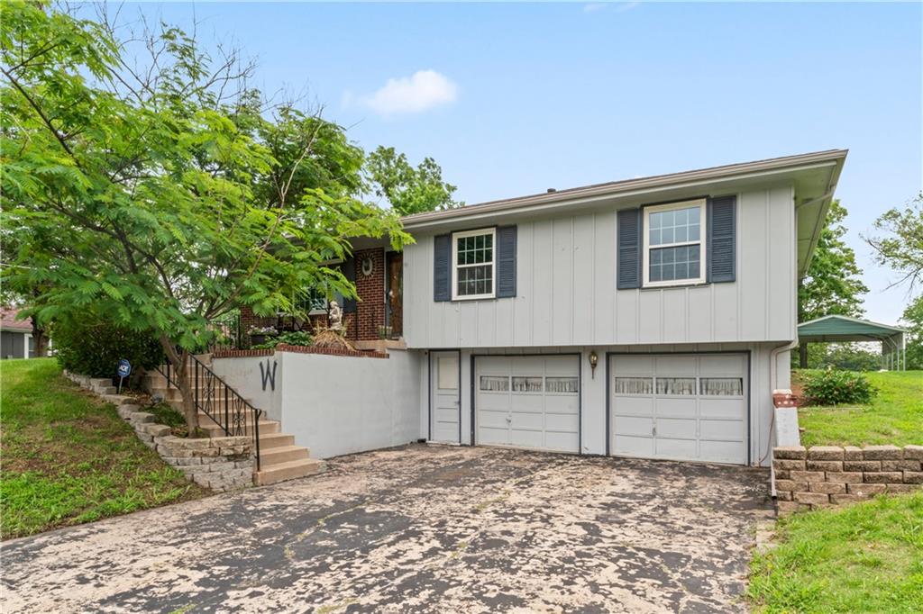 Listing Photo MLS #HMS2555002