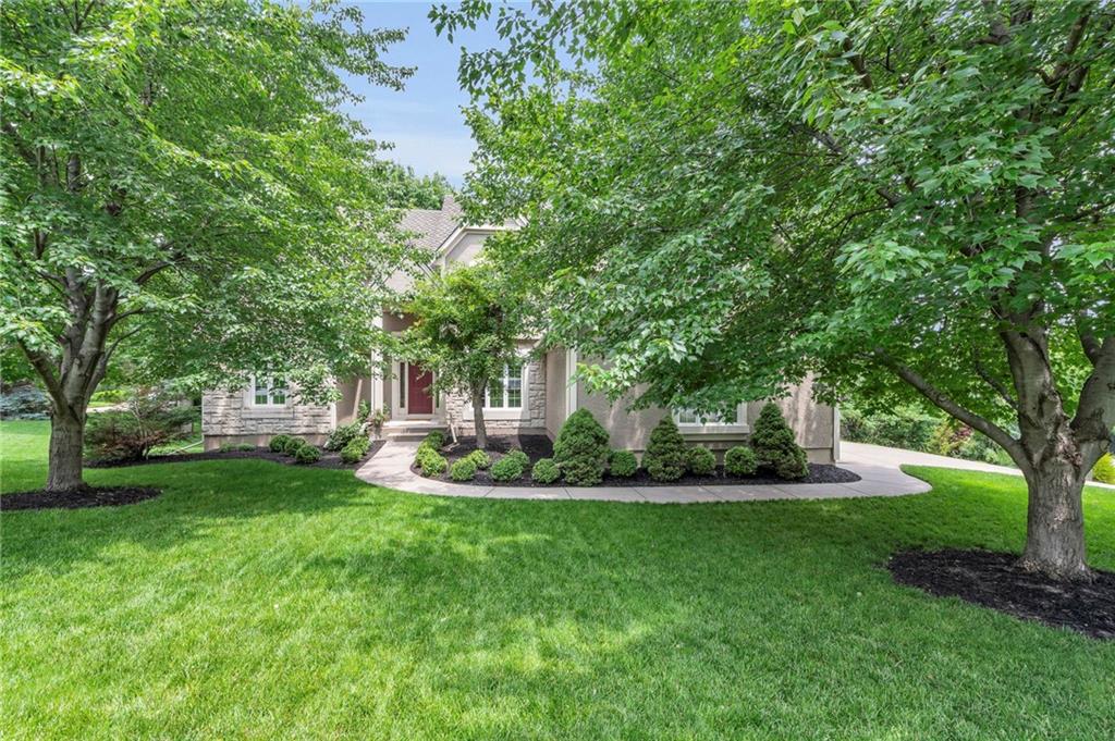 Listing Photo MLS #HMS2555038