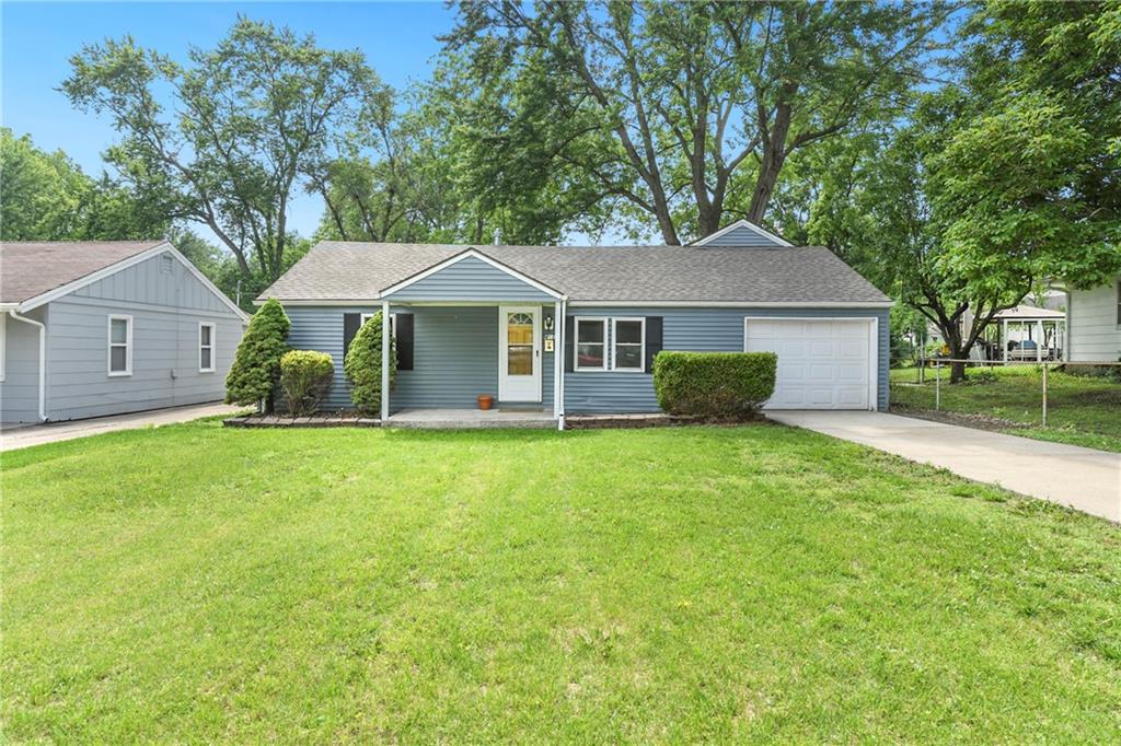 Listing Photo MLS #HMS2555051