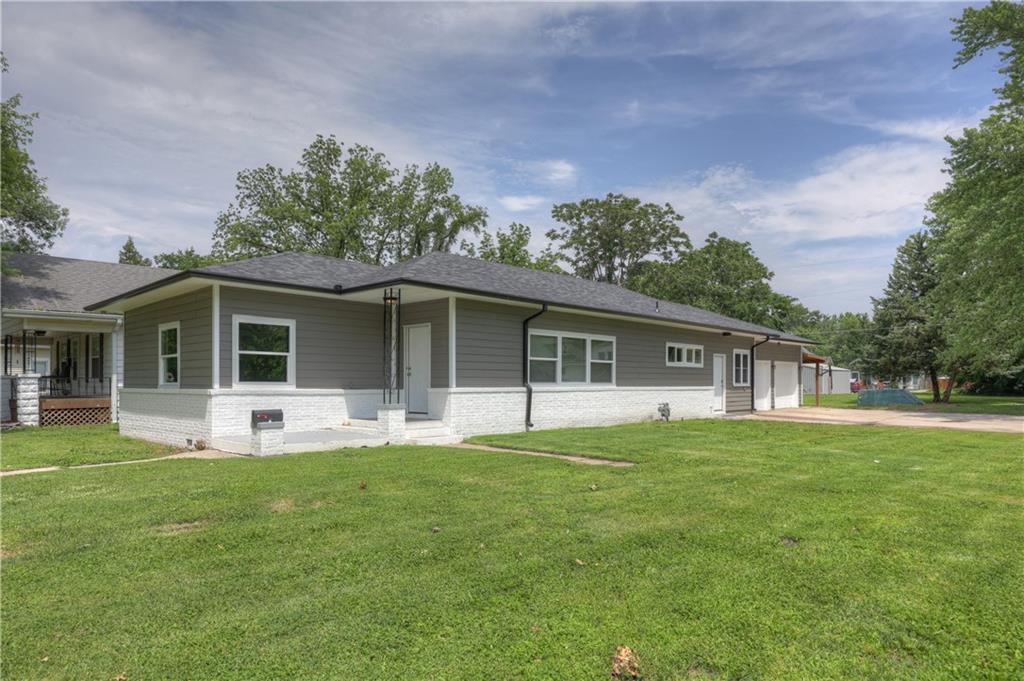 Listing Photo MLS #HMS2555080