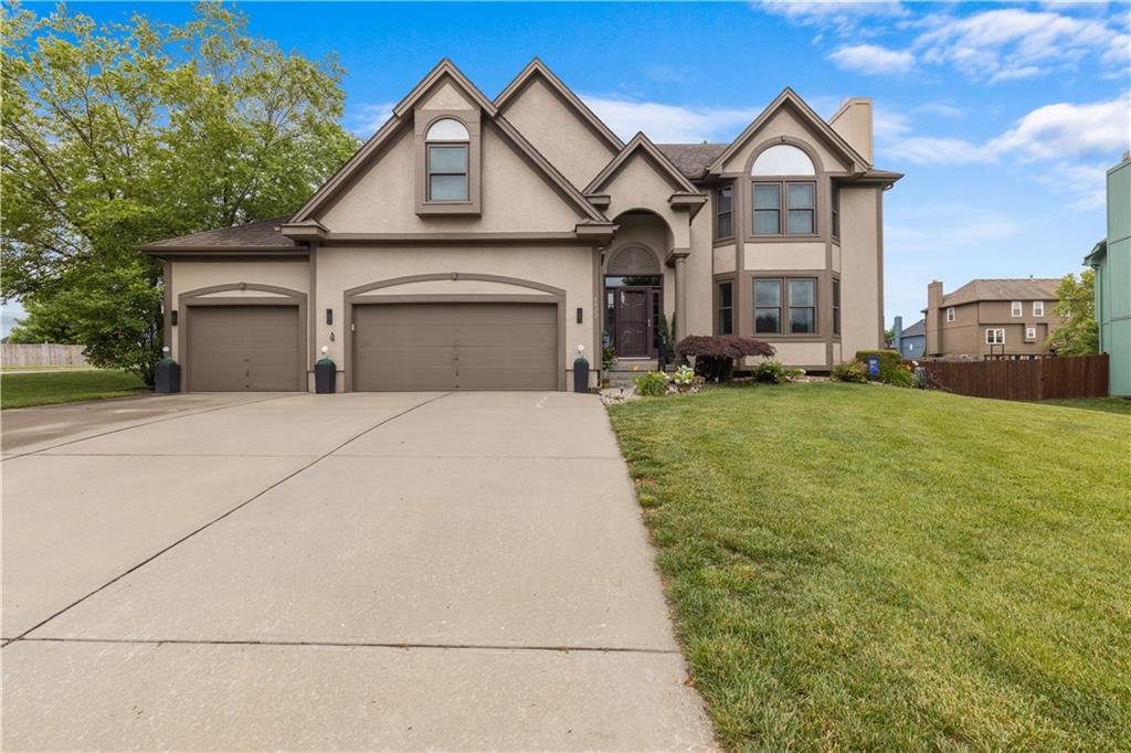 Listing Photo MLS #HMS2555111