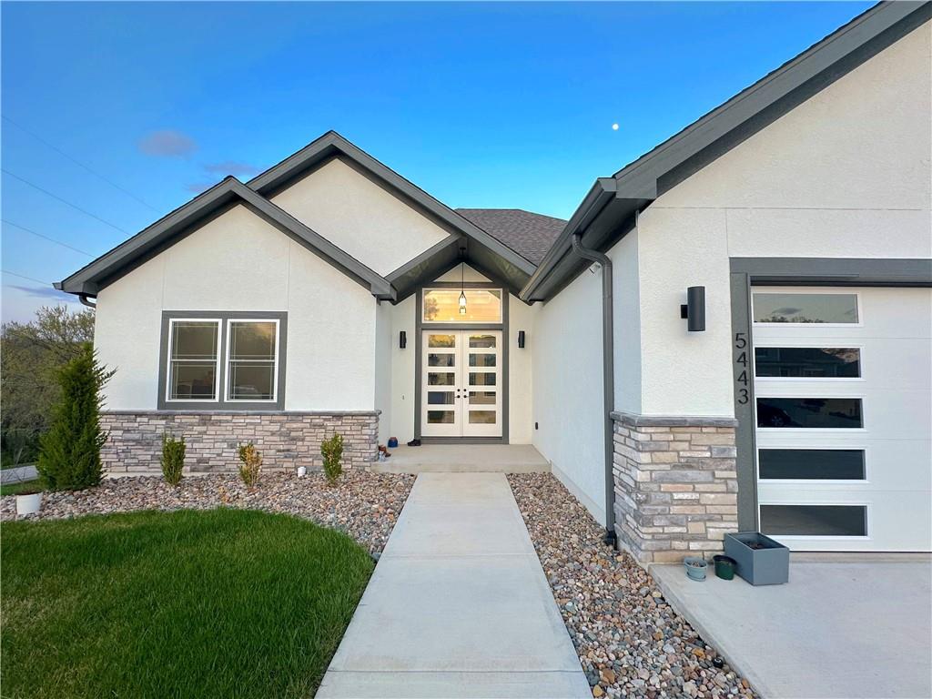 Listing Photo MLS #HMS2555193
