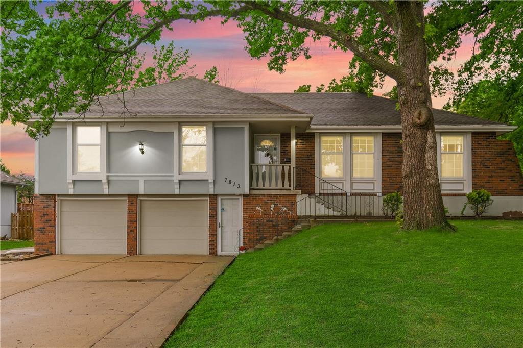 Listing Photo MLS #HMS2555245