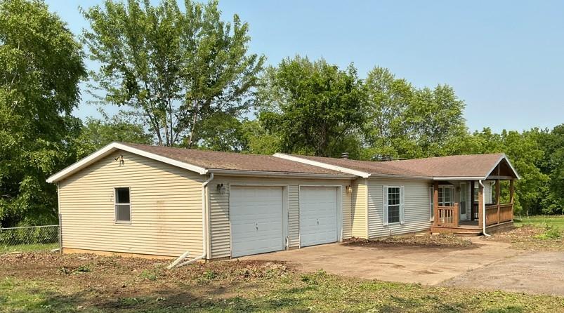 Listing Photo MLS #HMS2555363