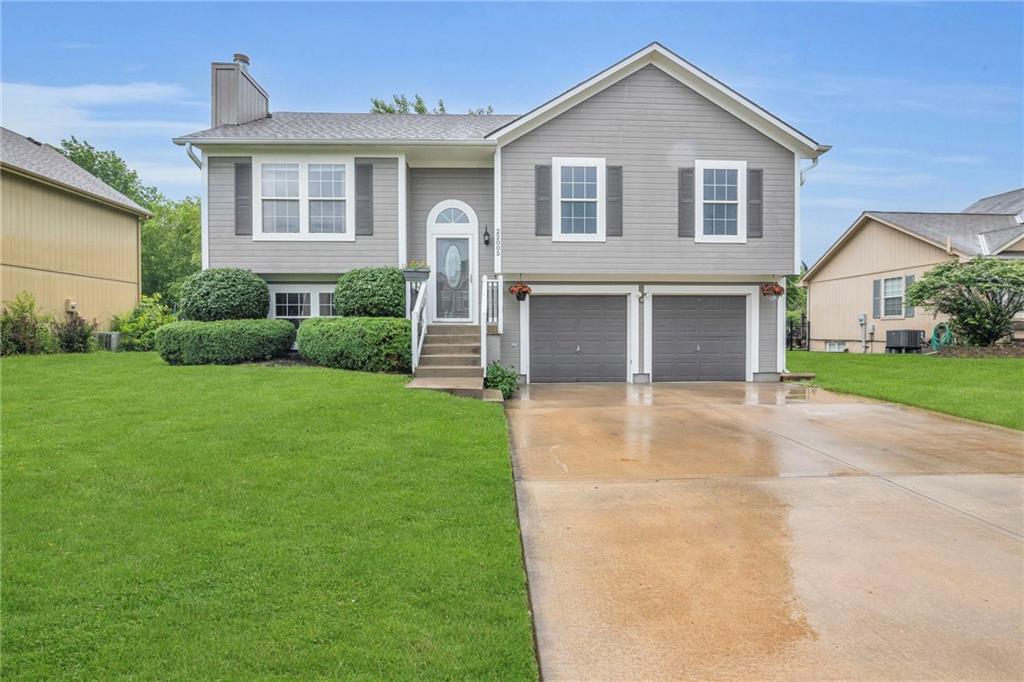 Listing Photo MLS #HMS2556020