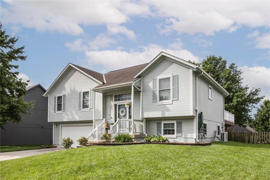 Listing Photo MLS #HMS2556121