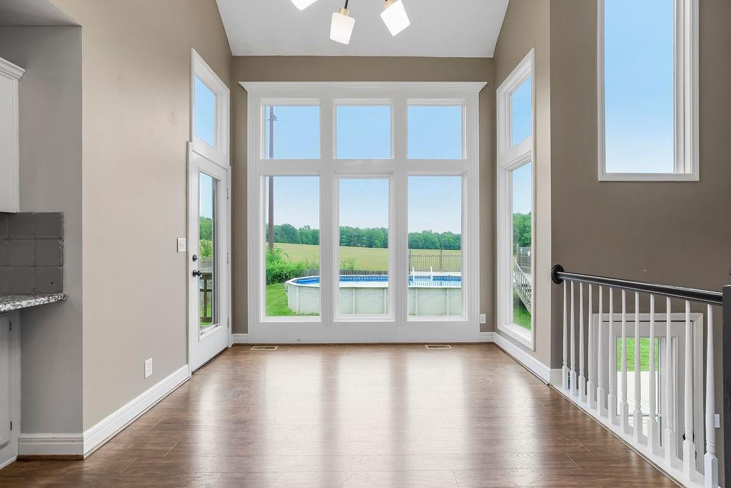 Listing Photo MLS #HMS2556147