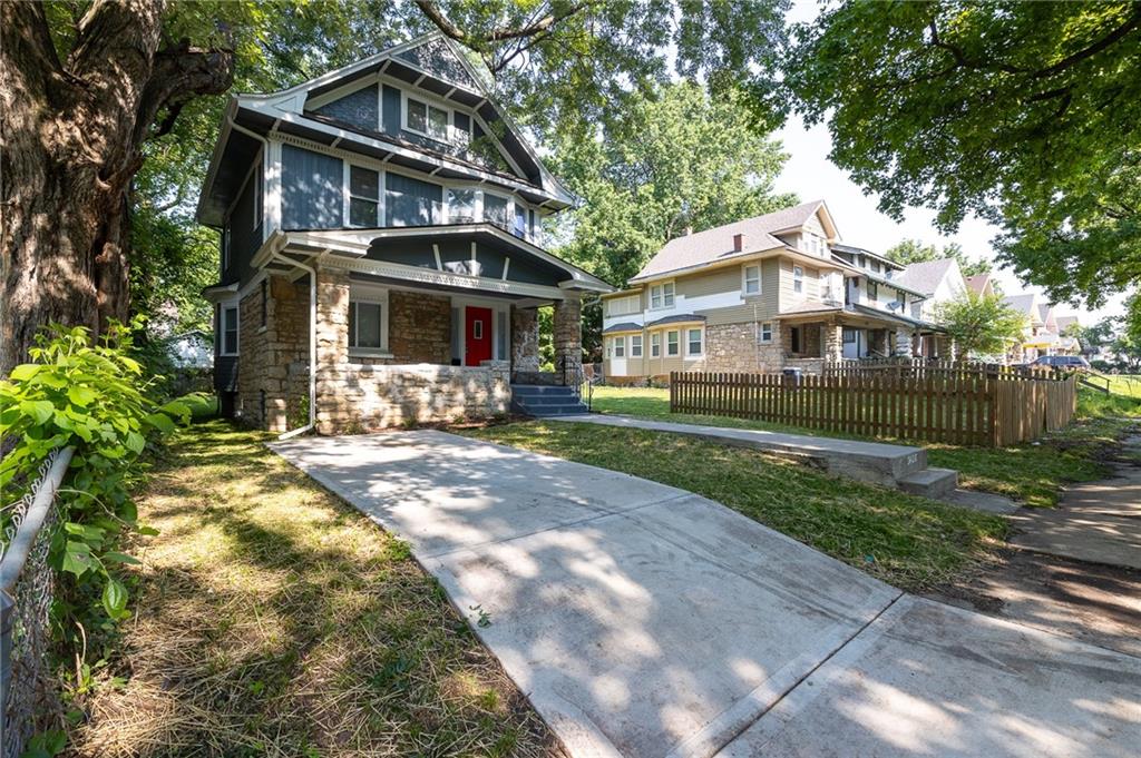 Listing Photo MLS #HMS2556237