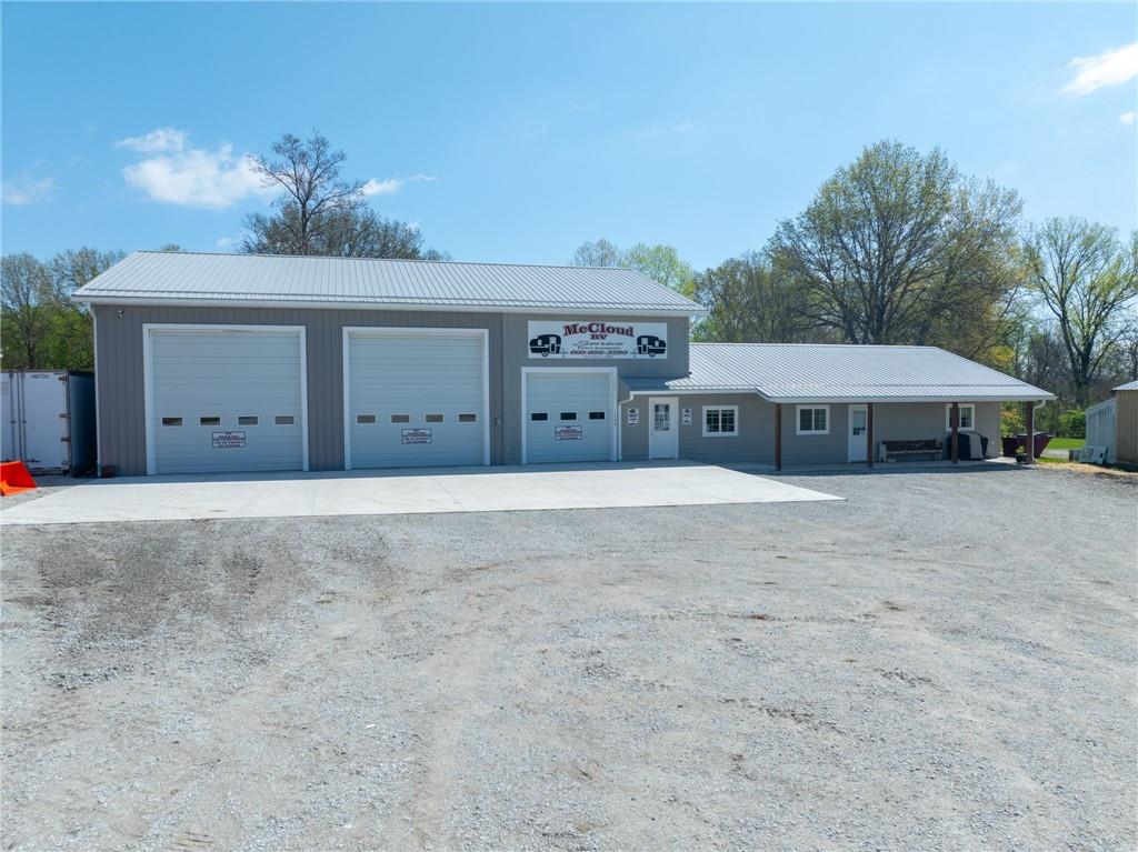 Listing Photo MLS #HMS2556702