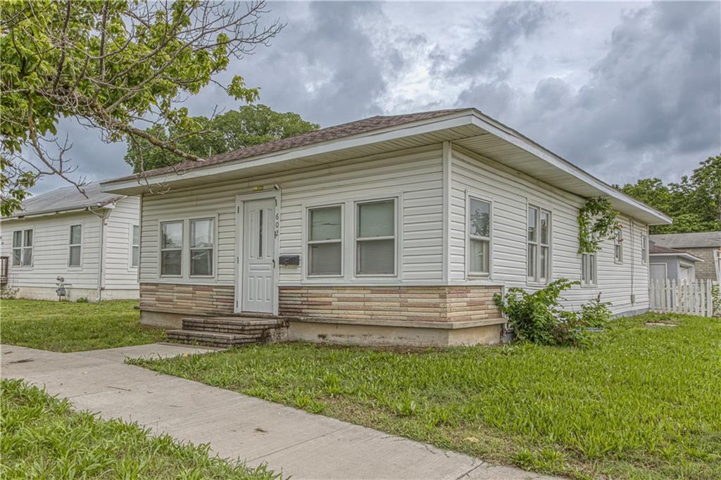 Listing Photo MLS #HMS2557276