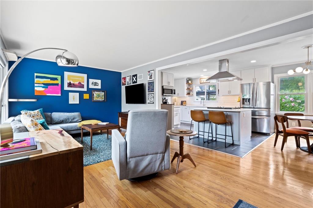 Listing Photo MLS #HMS2557282
