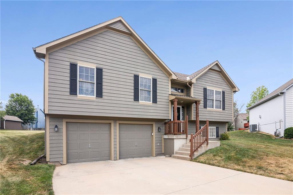 Listing Photo MLS #HMS2558246