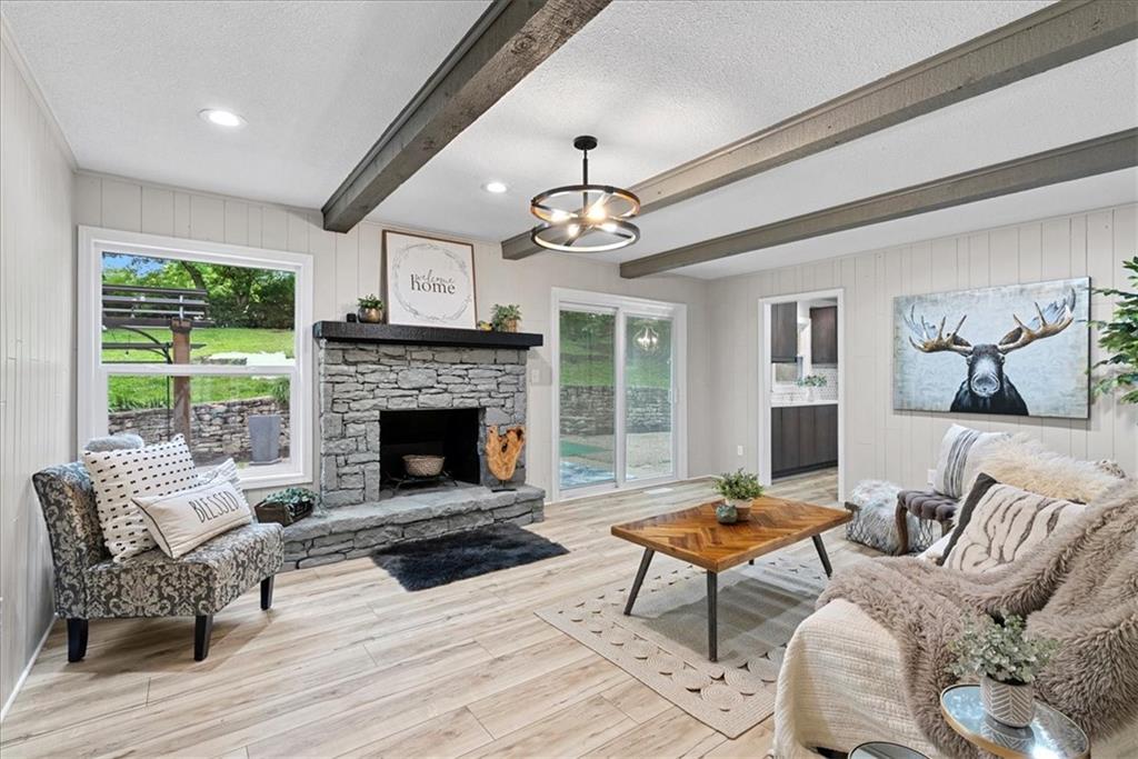 Listing Photo MLS #HMS2559492