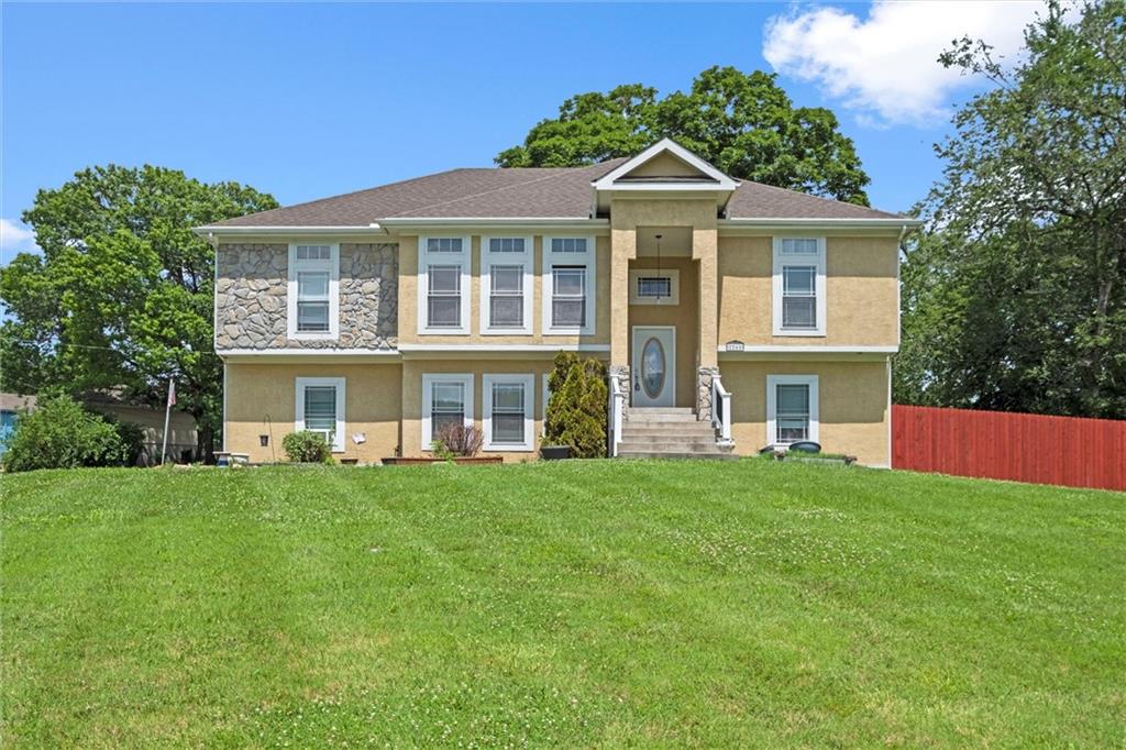 Listing Photo MLS #HMS2559521