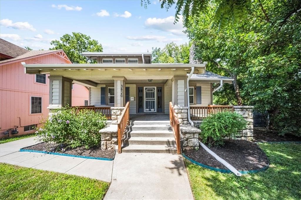Listing Photo MLS #HMS2559589