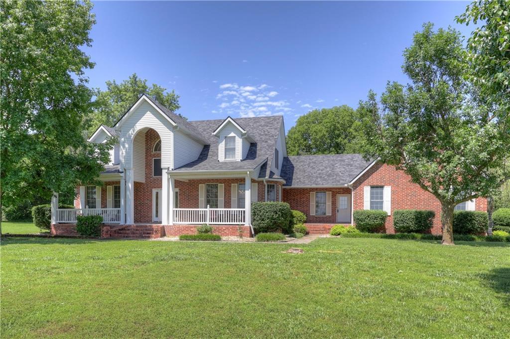 Listing Photo MLS #HMS2559707