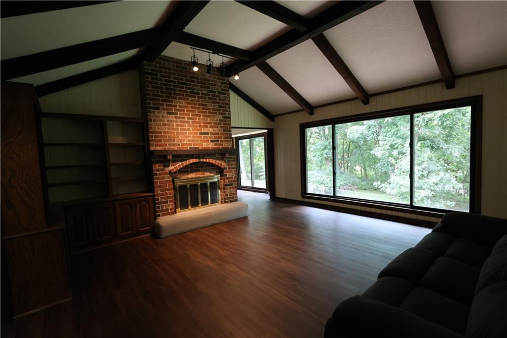 Listing Photo MLS #HMS2559928