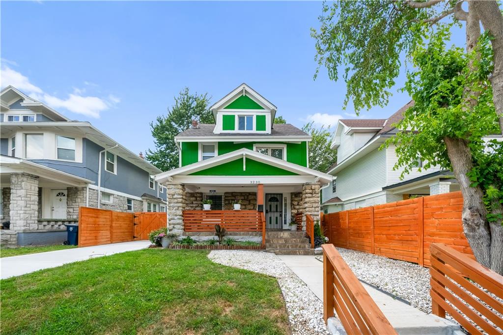 Listing Photo MLS #HMS2559962