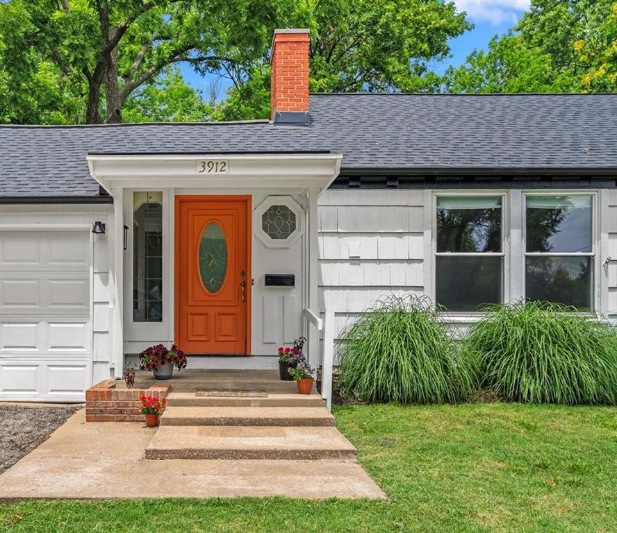Listing Photo MLS #HMS2560005