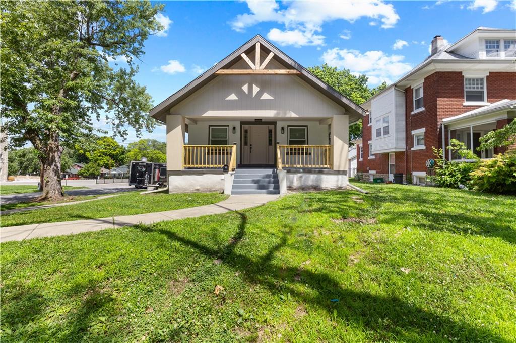 Listing Photo MLS #HMS2561363
