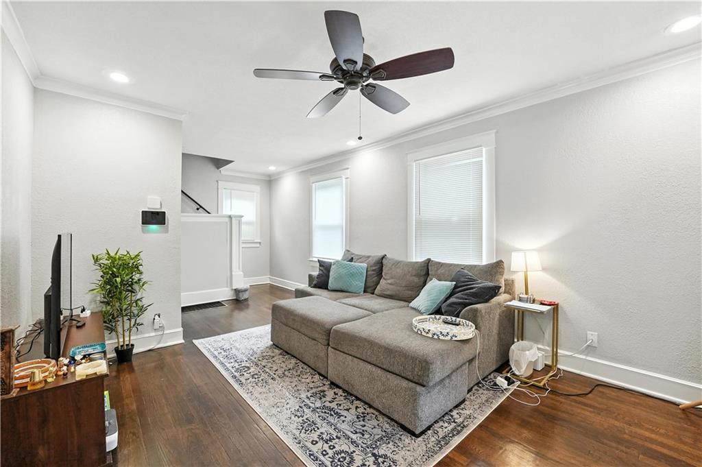 Listing Photo MLS #HMS2561479