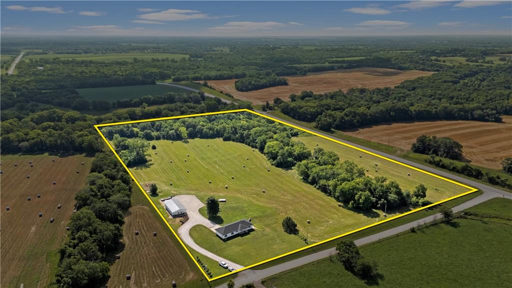 Listing Photo MLS #HMS2561570