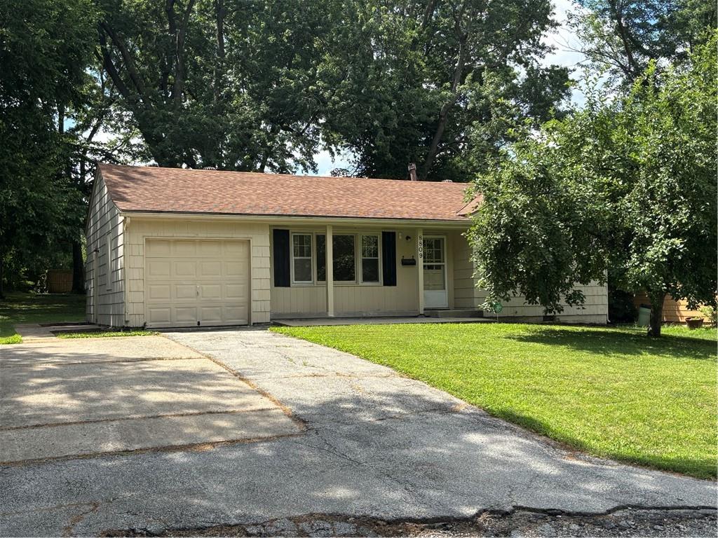 Listing Photo MLS #HMS2561587