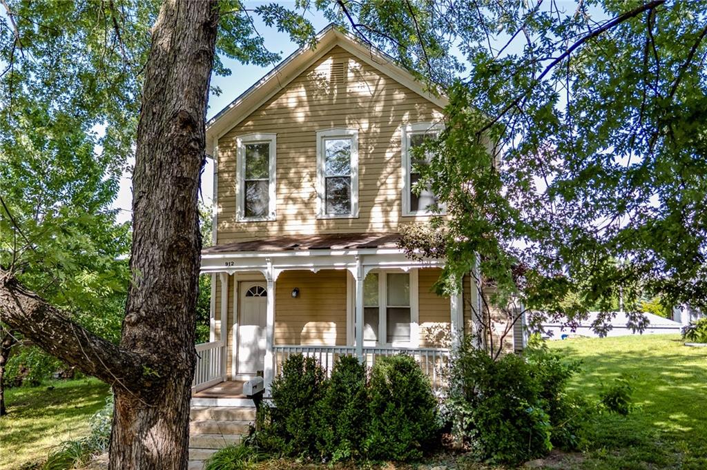 Listing Photo MLS #HMS2561905