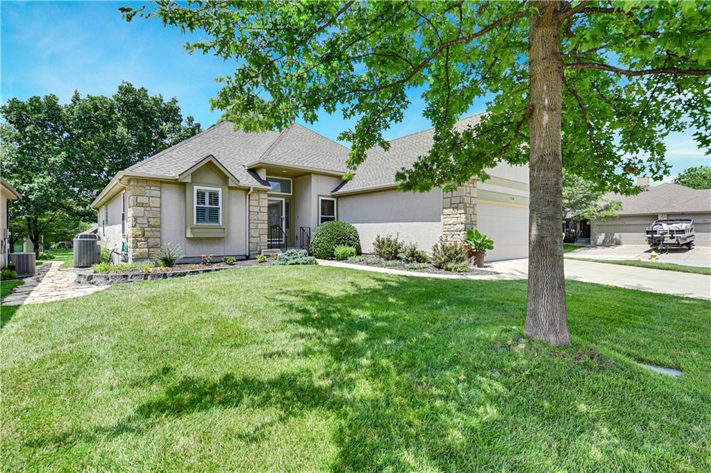 Listing Photo MLS #HMS2561963