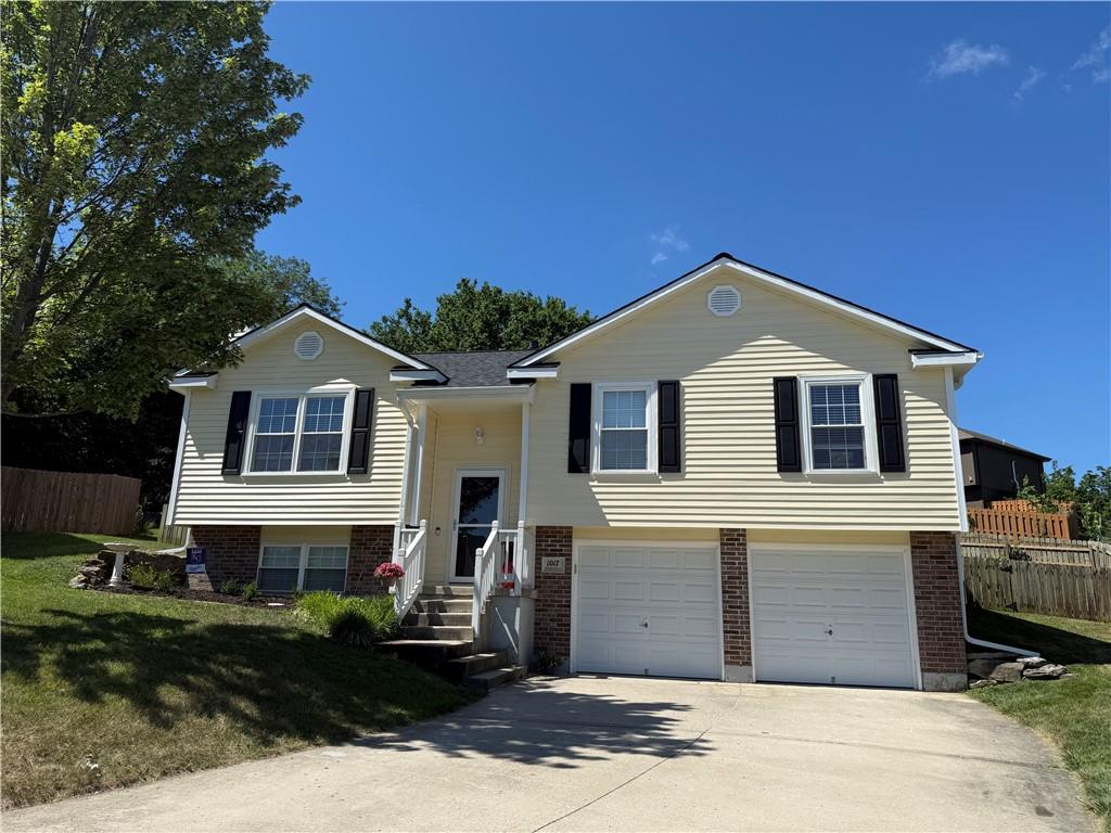 Listing Photo MLS #HMS2561982