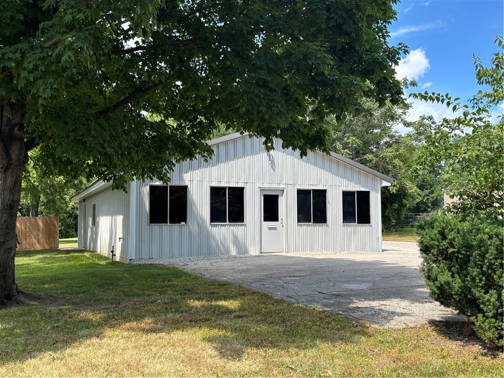 Listing Photo MLS #HMS2562115