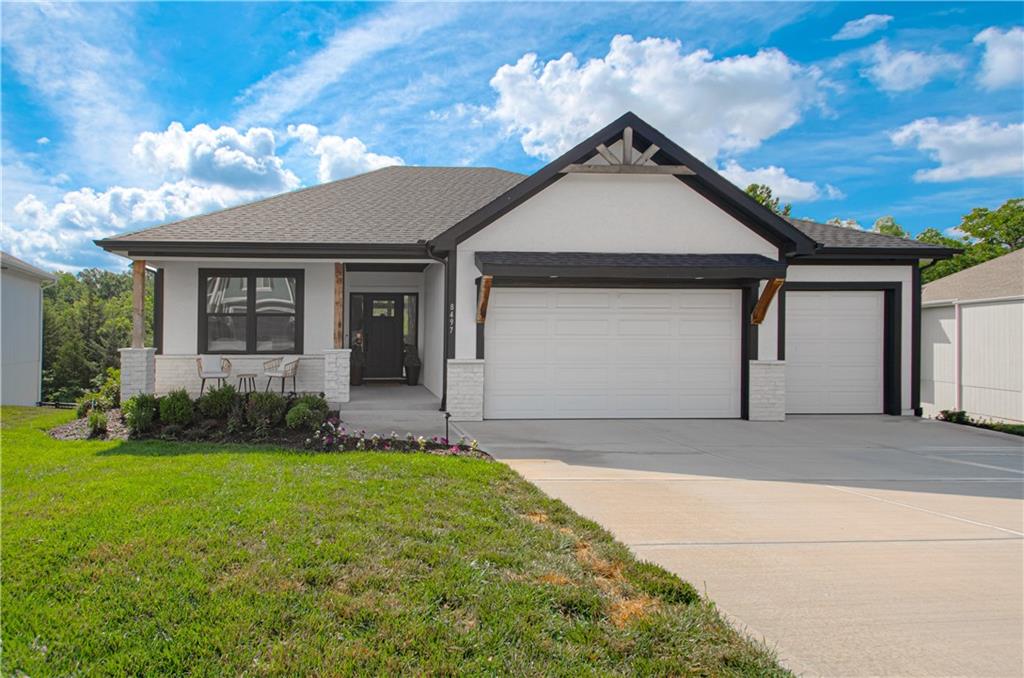 Listing Photo MLS #HMS2562130