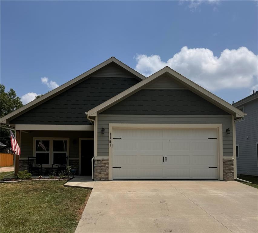 Listing Photo MLS #HMS2562295
