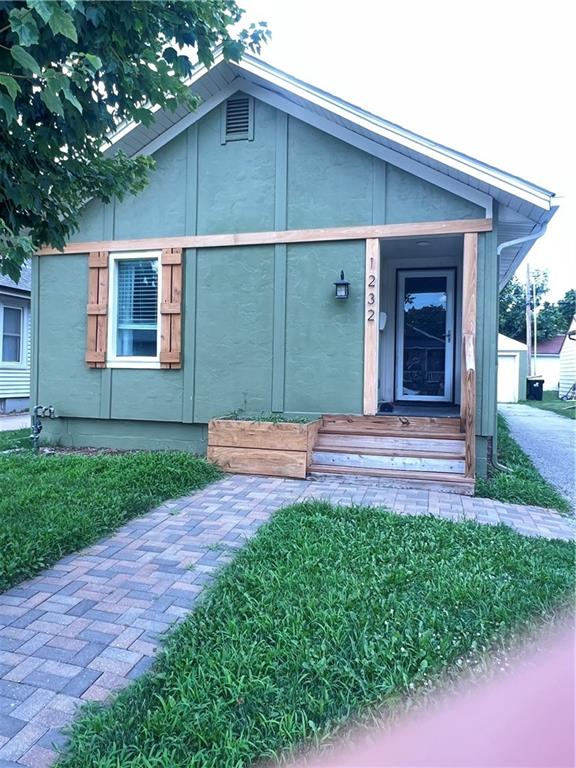 Listing Photo MLS #HMS2562396