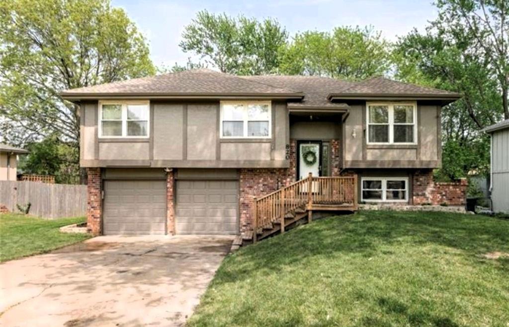 Listing Photo MLS #HMS2562727