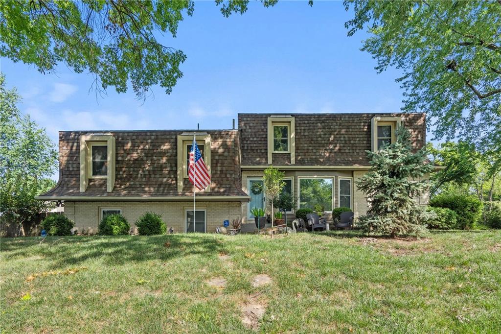 Listing Photo MLS #HMS2562799