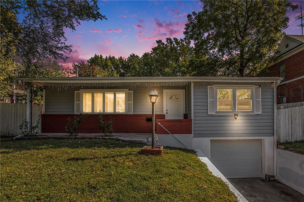 Listing Photo MLS #HMS2562855