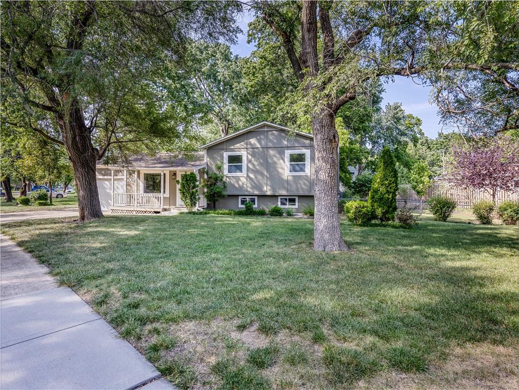 Listing Photo MLS #HMS2562902